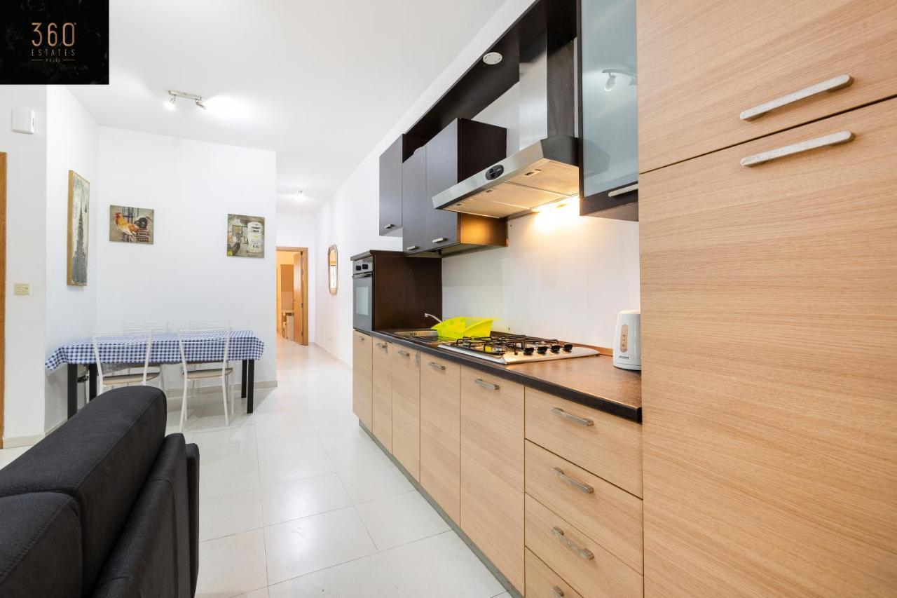 Centre Paceville Apt With Terrace, Bbq & Wifi By 360 Estates St. Julian's Zewnętrze zdjęcie