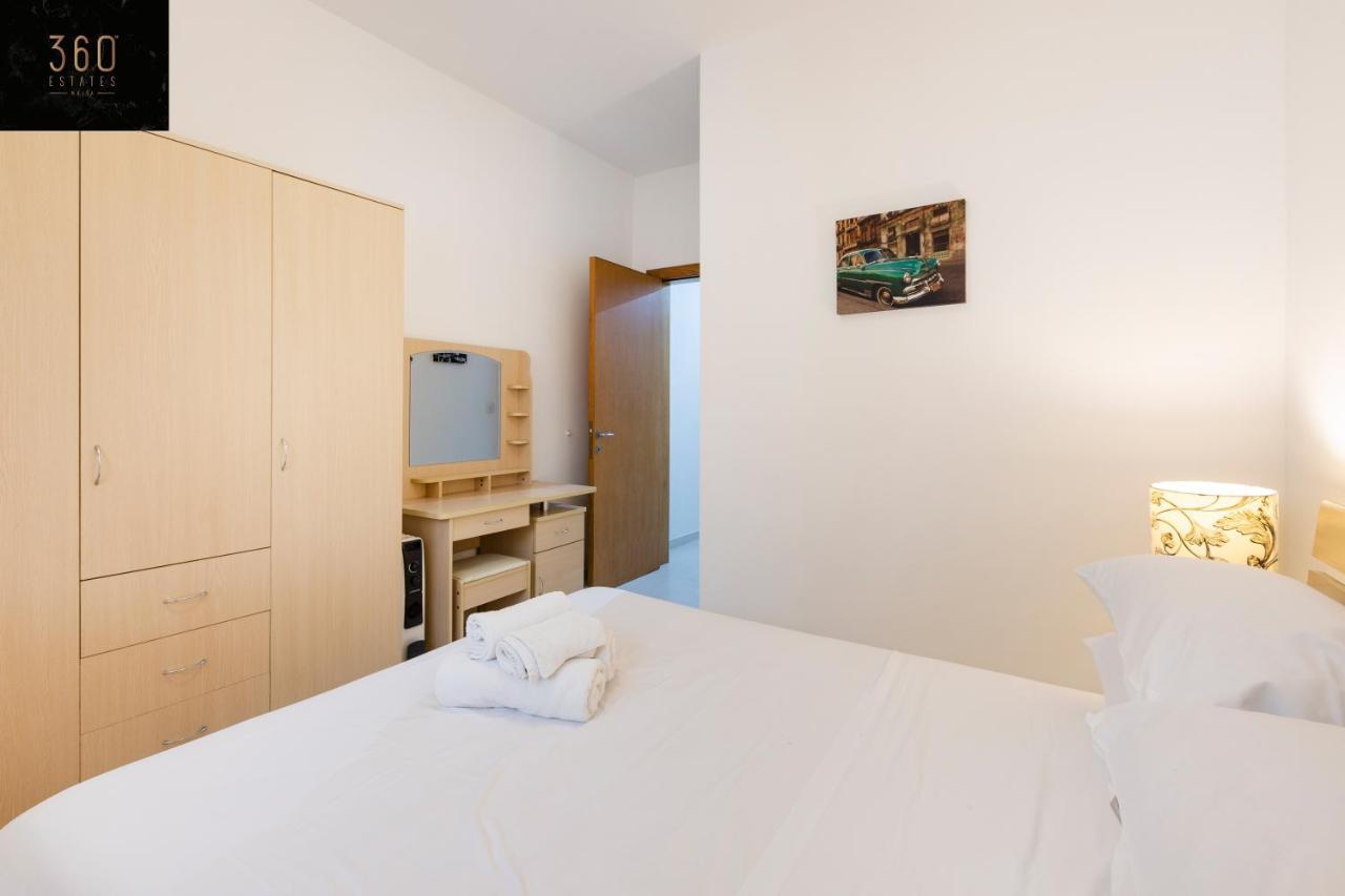 Centre Paceville Apt With Terrace, Bbq & Wifi By 360 Estates St. Julian's Zewnętrze zdjęcie