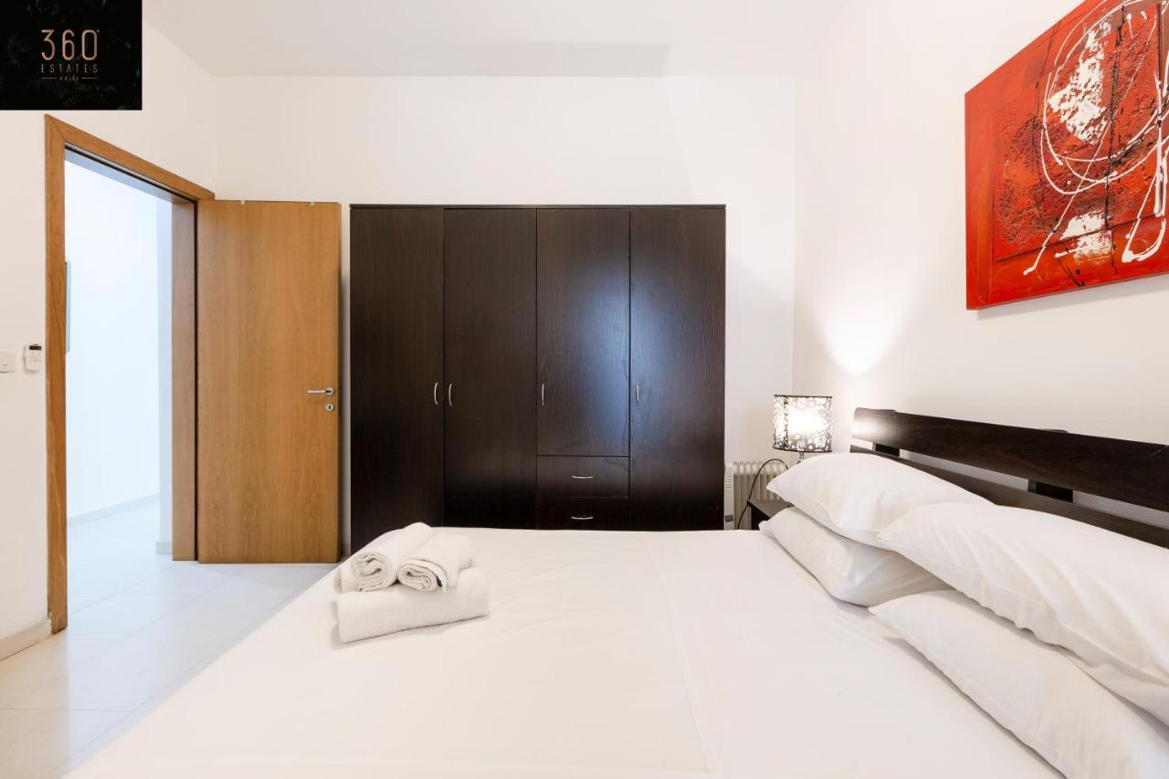 Centre Paceville Apt With Terrace, Bbq & Wifi By 360 Estates St. Julian's Zewnętrze zdjęcie